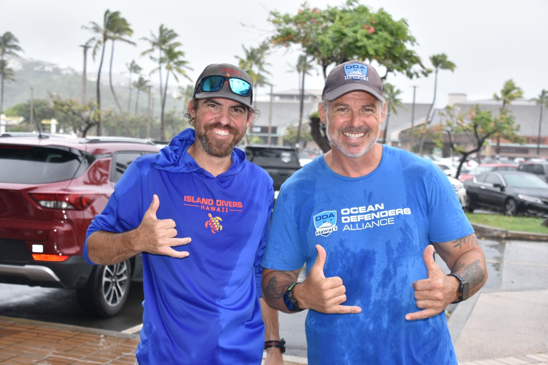 Gary Liebmann with fellow divers in the Hawaii diving community